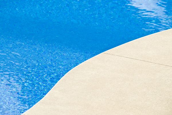Cost of Pool Deck Construction in Palatine