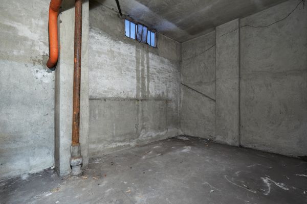 Cost of Basement Wall Construction in Palatine